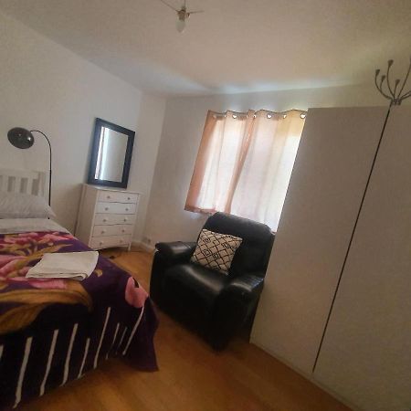 Art Double Bed Room Эджвар Экстерьер фото